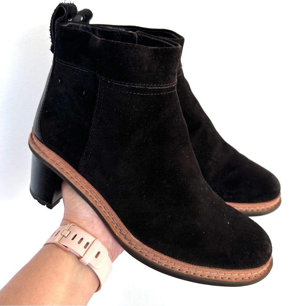 Clarks Trace Shine Black Suede Ankle comfort Boots size 7